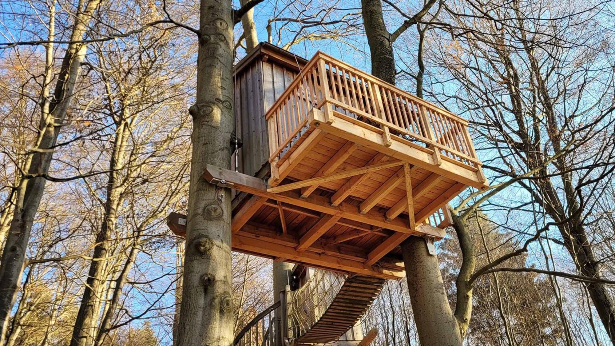 Baumhaushotel Solling Uslar Esterno foto